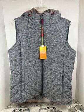 tek gear Gray Quilted Hooded Puffer Vest, size Large, detachable hood, NWT